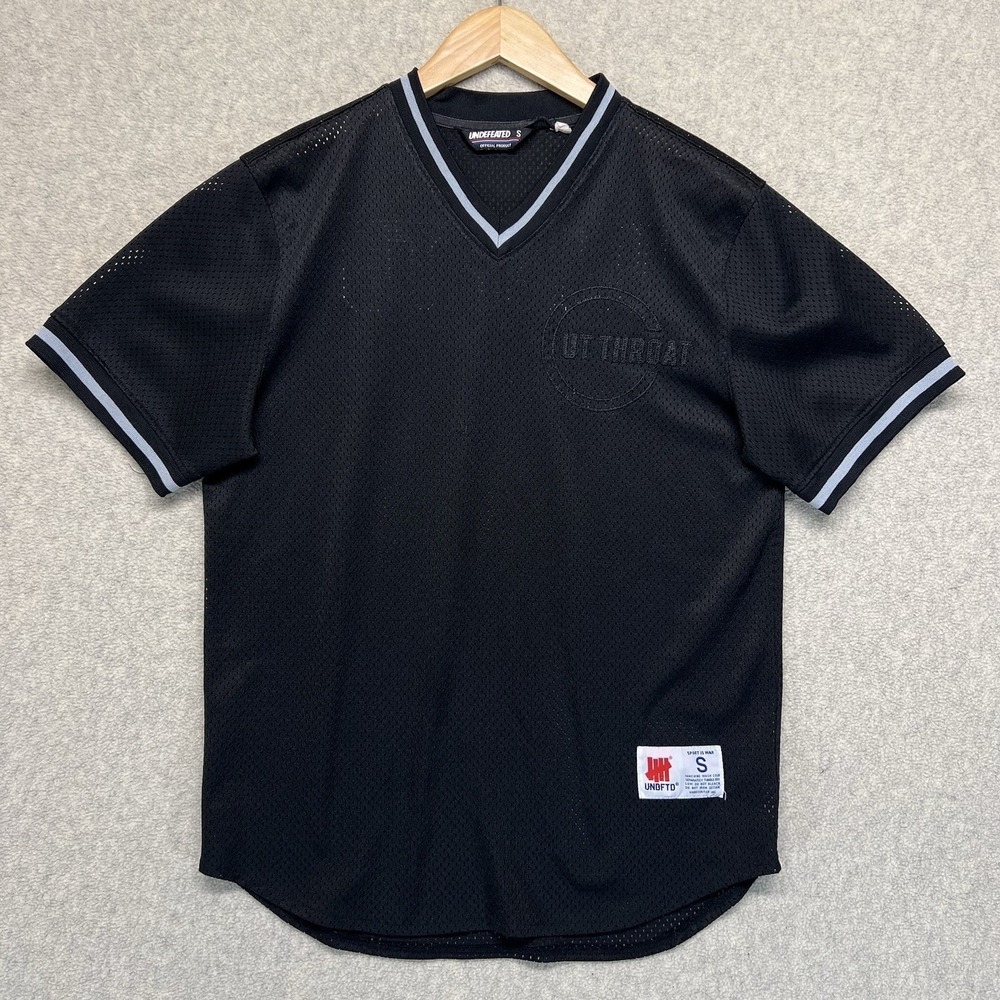 Undefeated Mens Small Mesh Jersey Shirt Black V Neck Athletic Streetwear